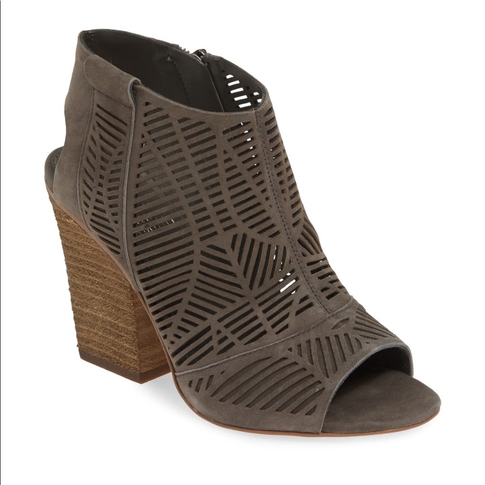 Vince Camuto Brand New Shoes